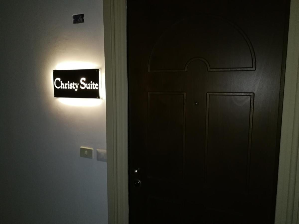 Christy Suite Elegante Appartamento Nel Centro Storico Di Άντζιο Εξωτερικό φωτογραφία